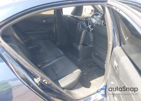 2016 Honda Accord Sport z USA, uszkodzony, nr VIN 1HGCR2F57GA135189